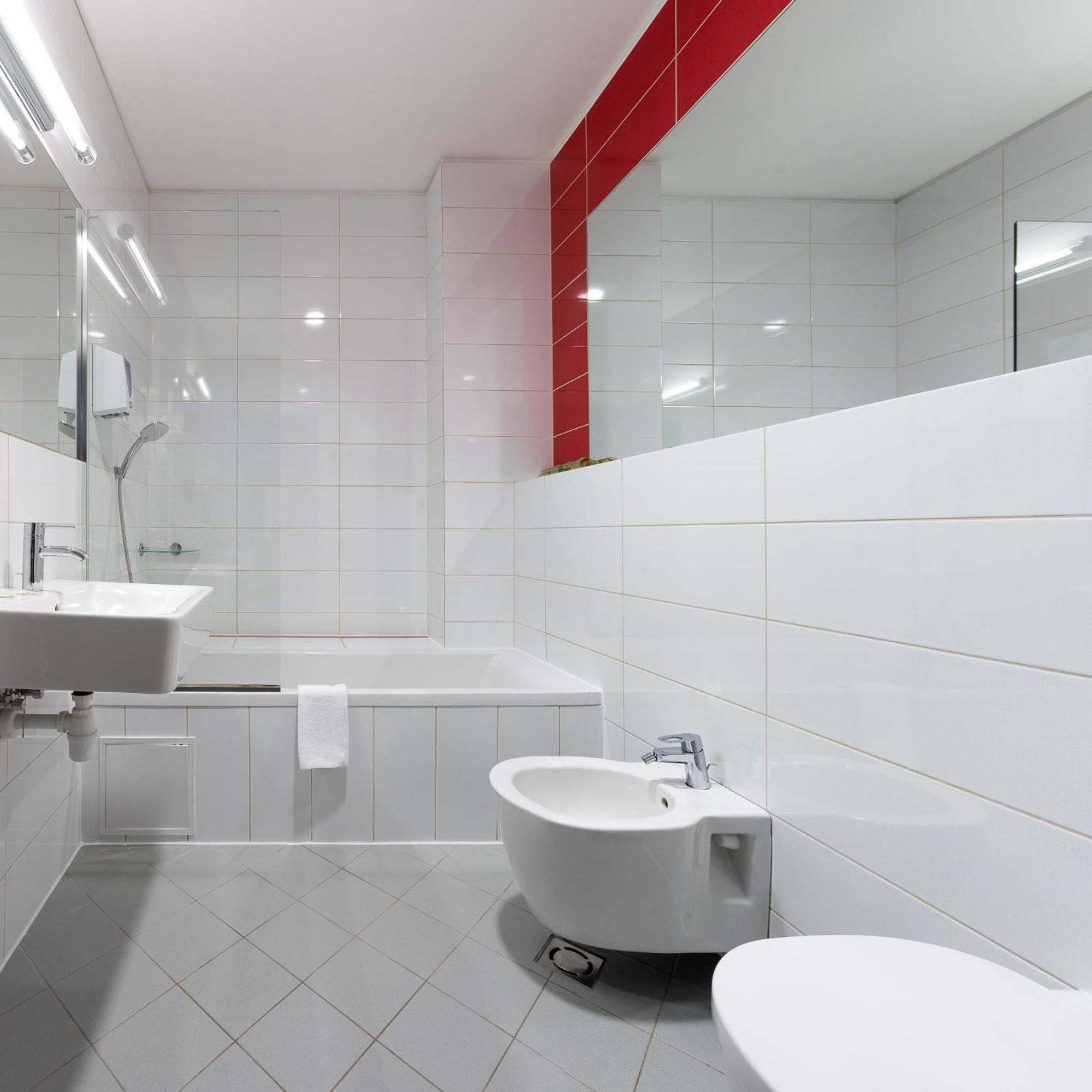 Algiro Hotel Kaunas Luaran gambar
