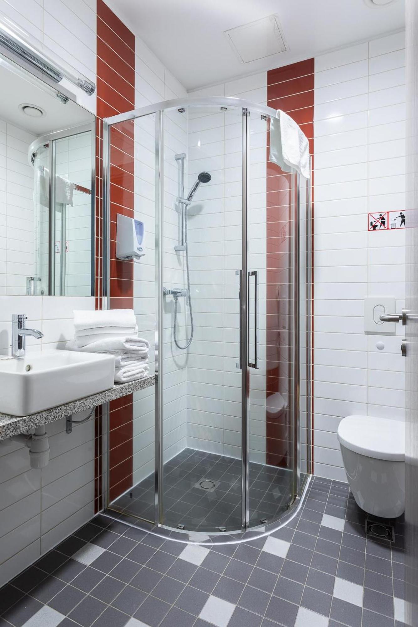 Algiro Hotel Kaunas Luaran gambar