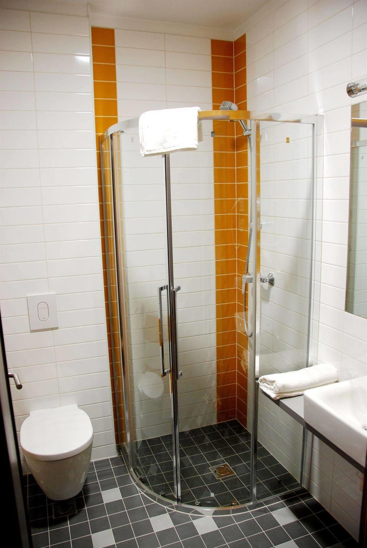 Algiro Hotel Kaunas Luaran gambar