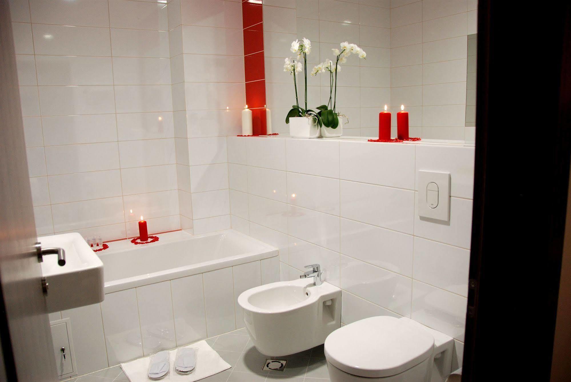 Algiro Hotel Kaunas Luaran gambar