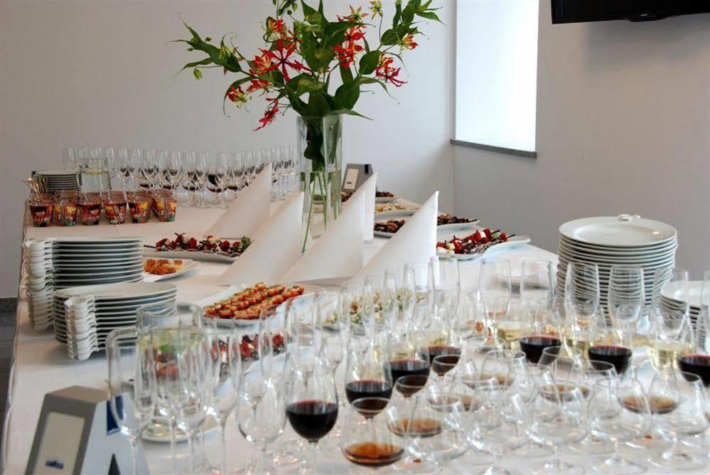 Algiro Hotel Kaunas Luaran gambar