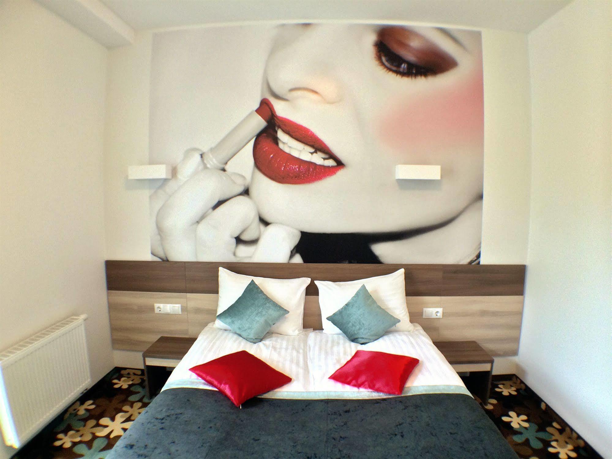 Algiro Hotel Kaunas Luaran gambar